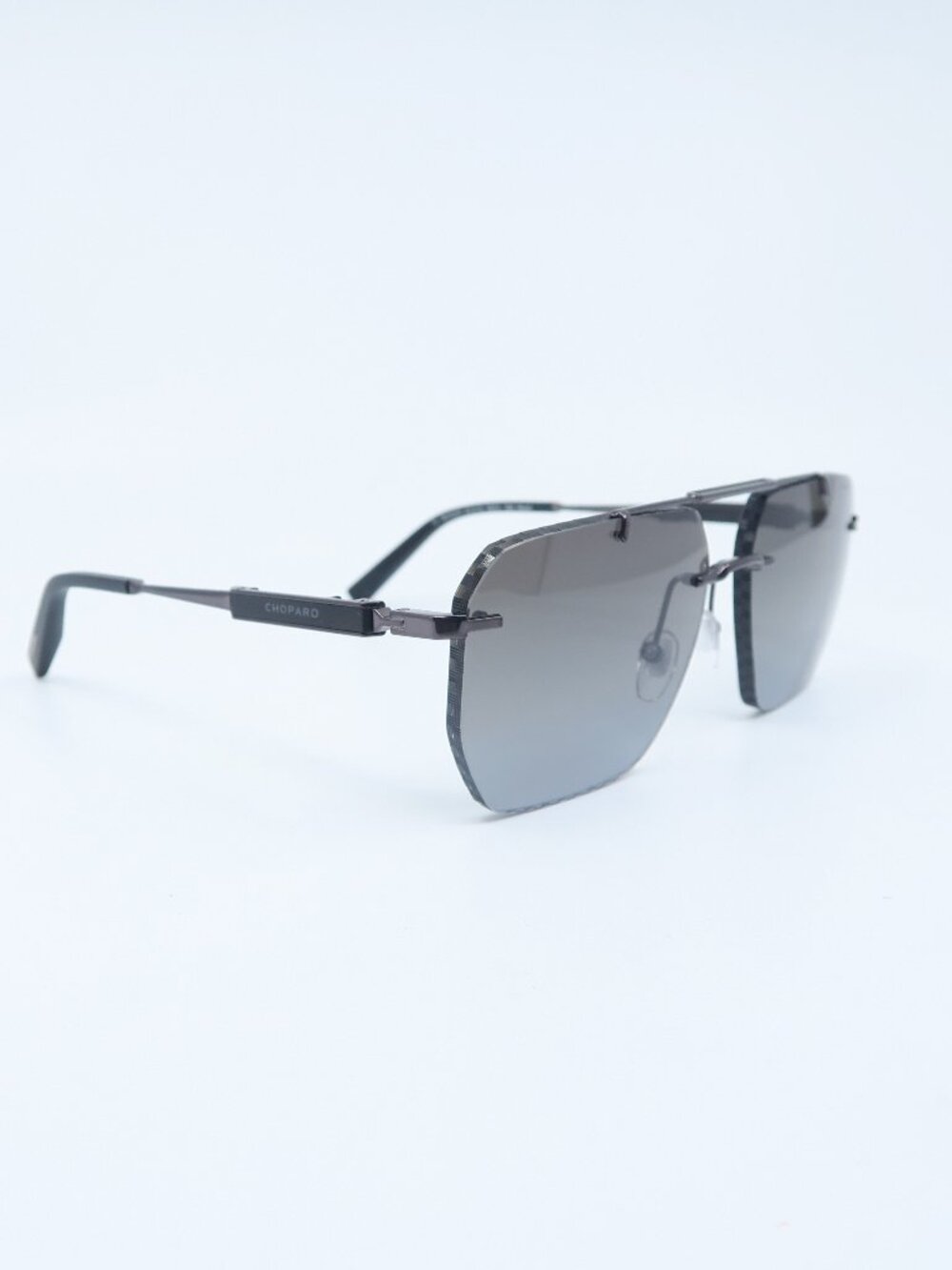 Chopard SCHL53 0672 Black Metal-Smoke Lenses, Rimless New Pilot Man Sunglasses.